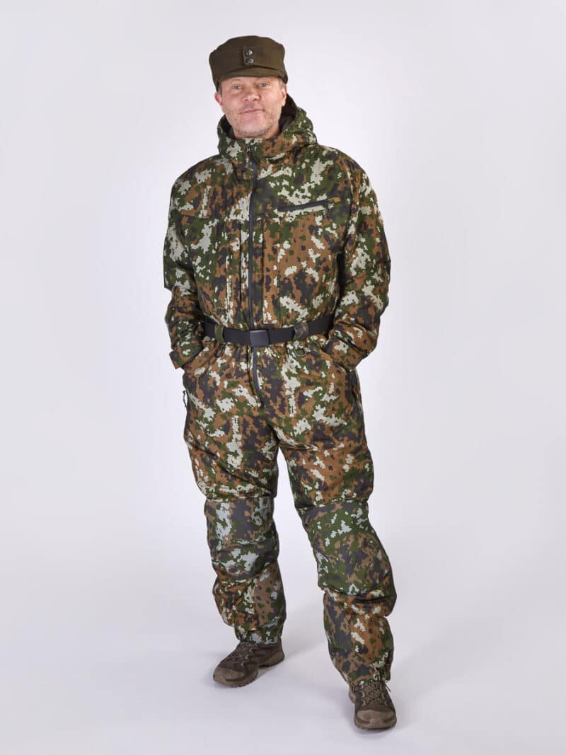 M05 winter woodland