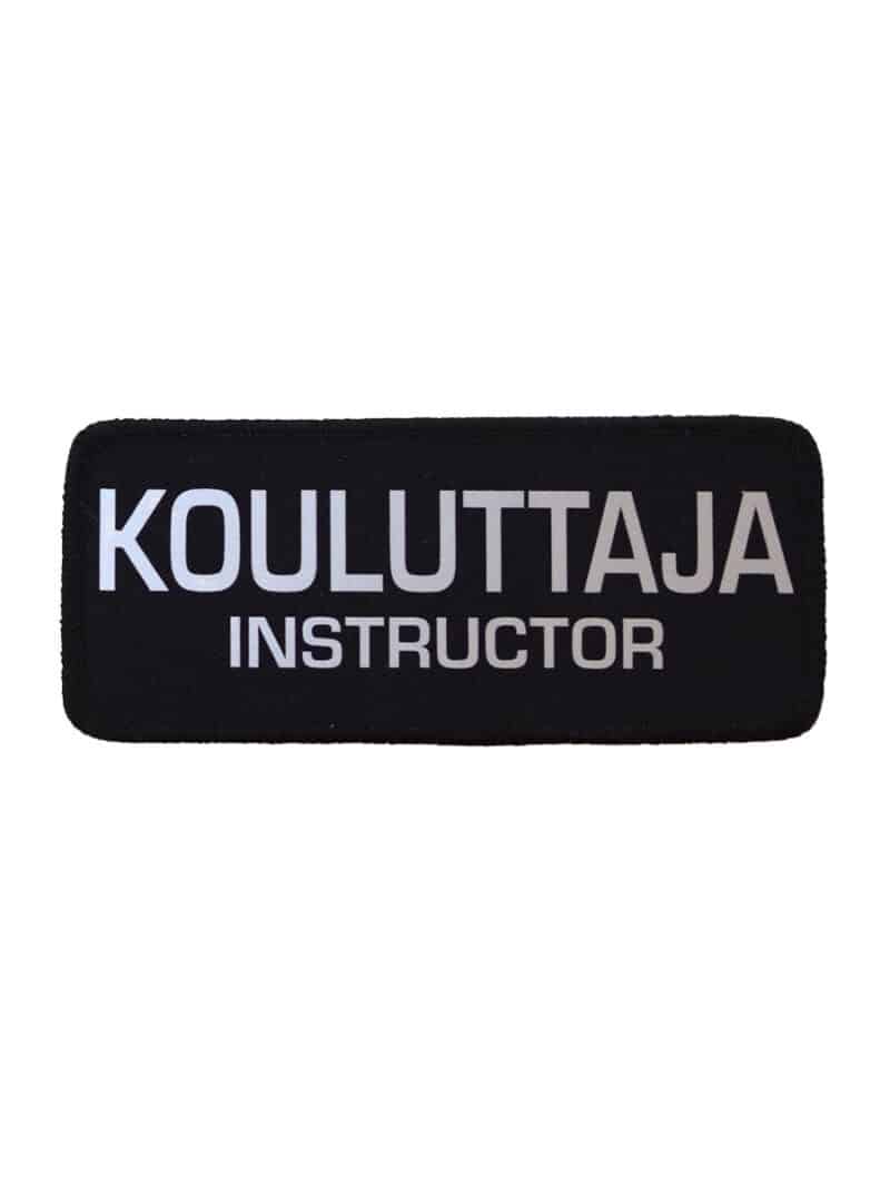 KOULUTTAJA rintamerkki, musta