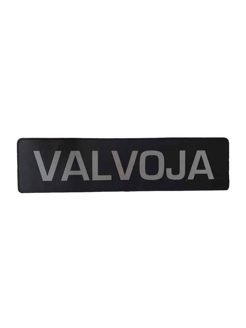 VALVOJA  selkämerkki, musta